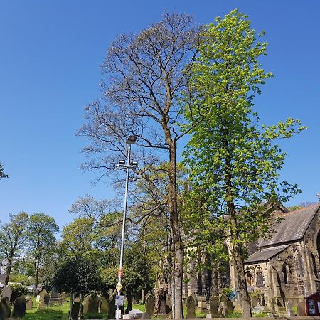 Bluebells At Plover Cottage Lindley ハダーズフィールド エクステリア 写真